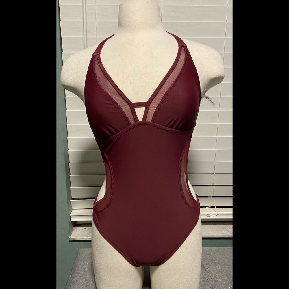 Shade & Shore women’s swimsuit